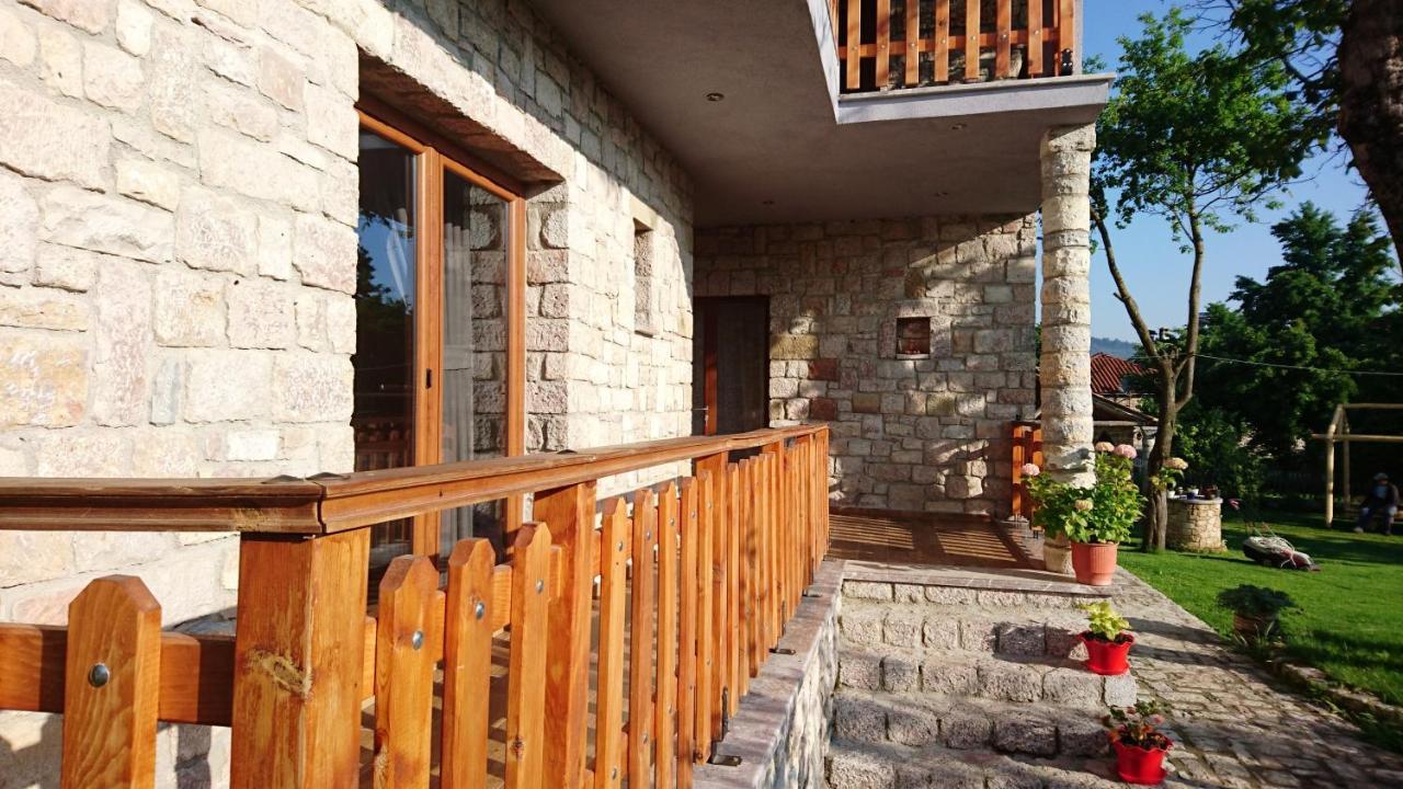 Bujtina Shkodrani Voskopojë Exterior foto