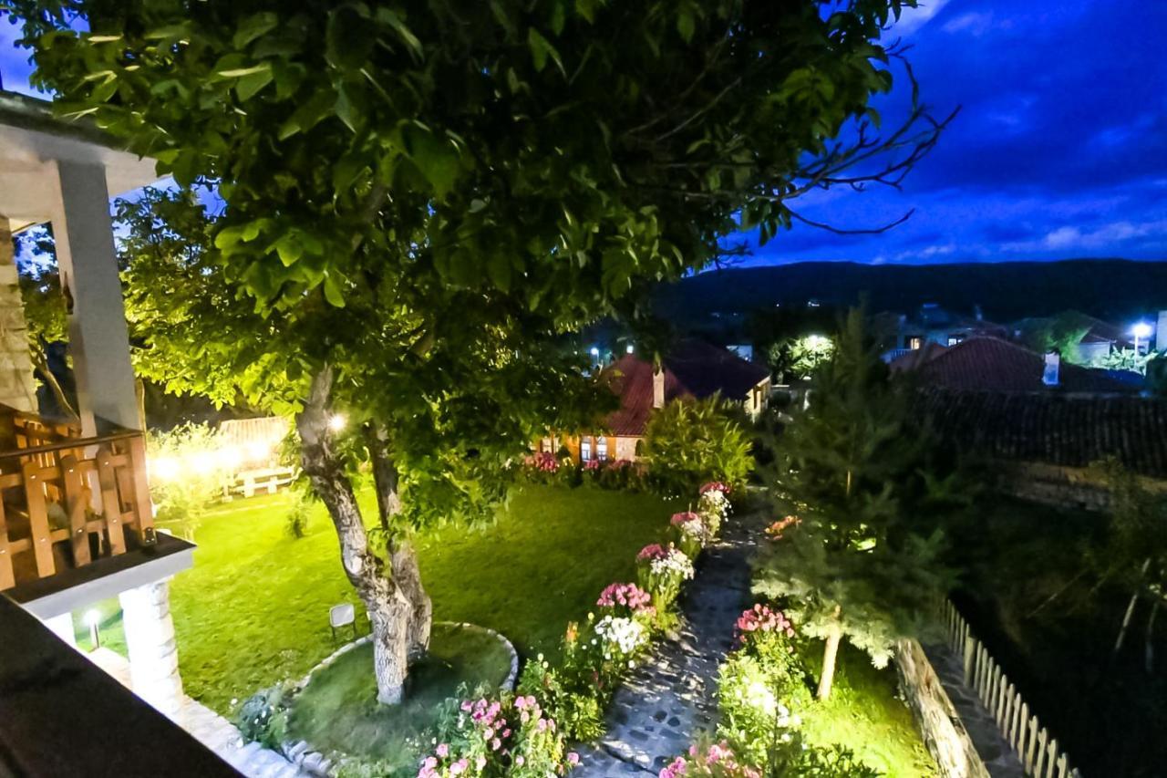 Bujtina Shkodrani Voskopojë Exterior foto